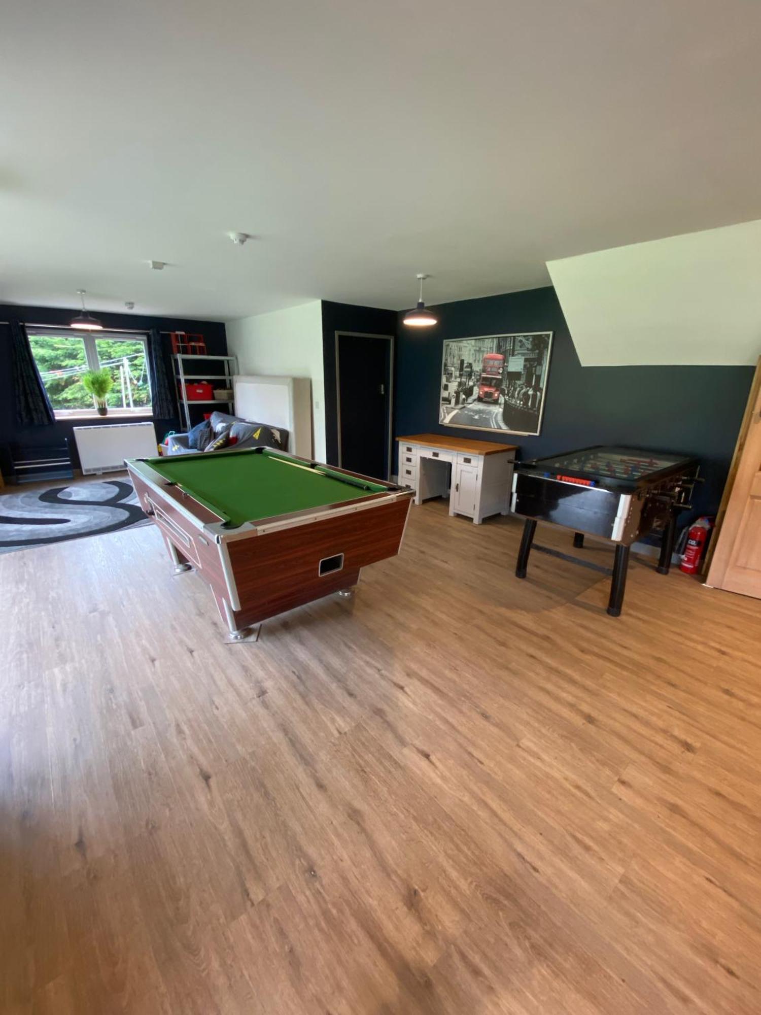 Unique Sheperds Hut Private Hot Tub, Ensuite & Kitchenette Clodock Exterior foto